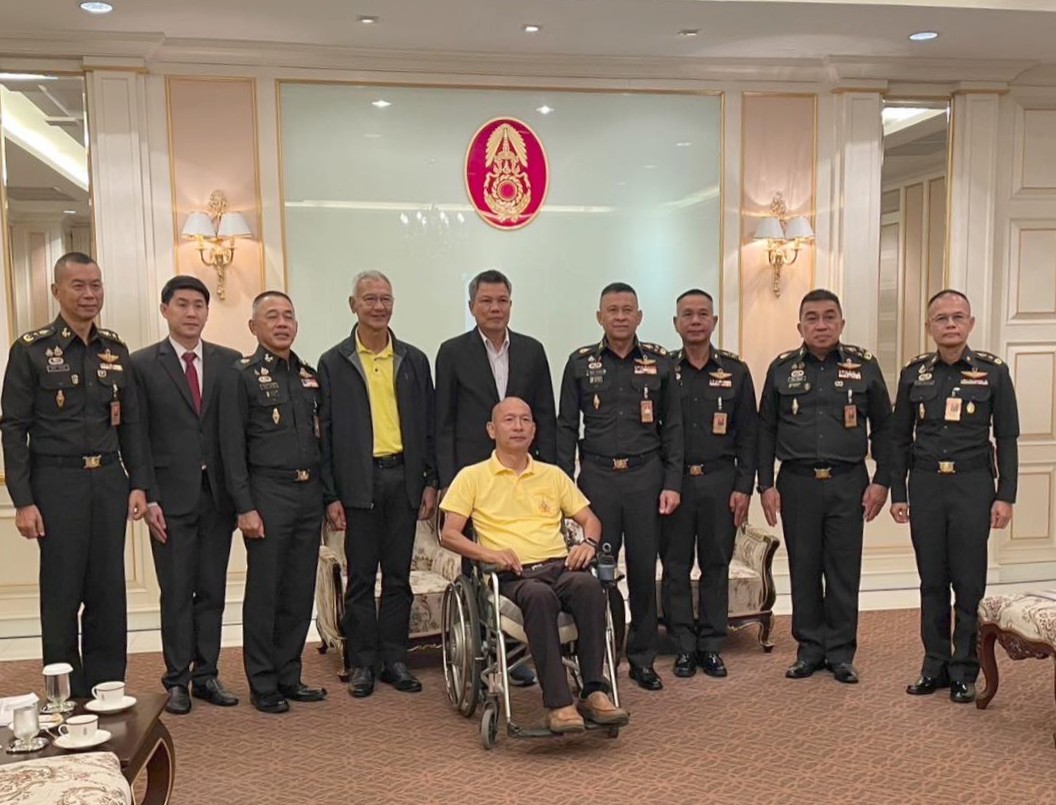 ประธานมูลนิธิพัฒนาศักยภาพคนพิการ เข้าพบ พลเอก ณัฐวุฒิ นาคะนคร รองผู้บัญชาการทหารบก